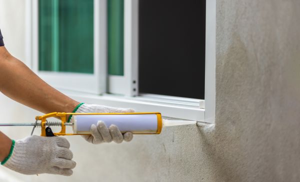 Window Caulking Service in Hilliard