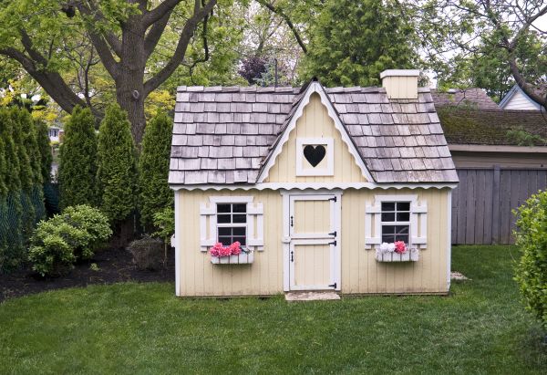 Playhouse Assembly in Hilliard