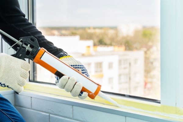 Window Recaulking Service in Hilliard
