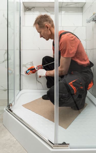 Shower Caulking Replacement in Hilliard