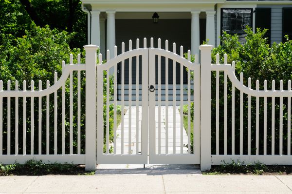 Gate Hinge Replacement in Hilliard