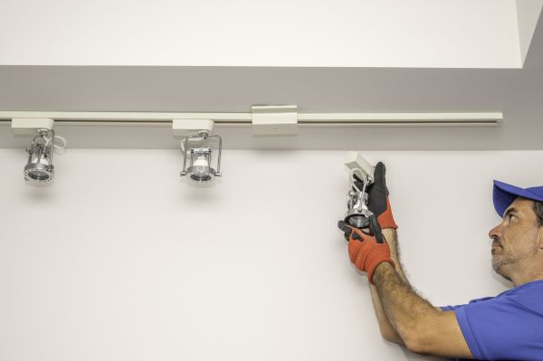 Track Light Bulb Replacement in Hilliard